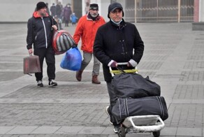 Из-за массовой драки на московском складе из России депортируют 40 мигрантов