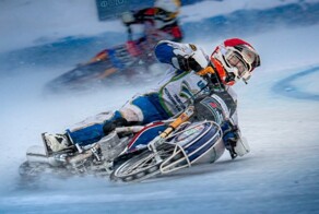 В Уфе на Кубке России мотоциклист вылетел под колёса соперника