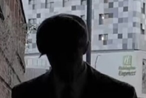 Модники шокировали прохожих своей одеждой