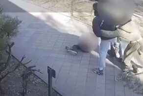 В Краснодаре парень на электросамокате сбил девочку
