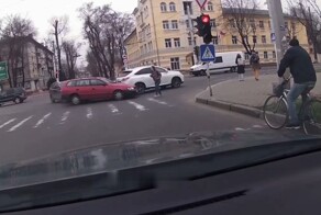 Второй день рождения у пешеходов