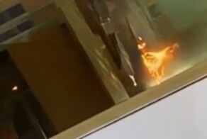 "Сначала лампа, потом учебники": в  школе Санкт-Петербурга с потолка на учеников капал раскалённый потолок