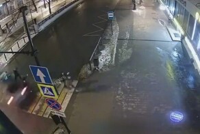 Сбил людей и скрылся