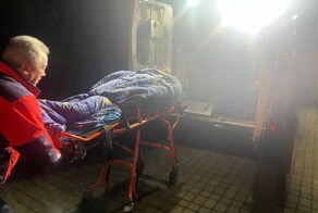 "Хотели сделать отбивную": экс-руководителя штаба Навального** избили в Литве