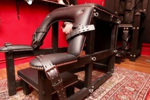 Энергетики в подвале дома, где Достоевский писал “Преступление и наказание”, нашли БДСМ-клуб со всей атрибутикой