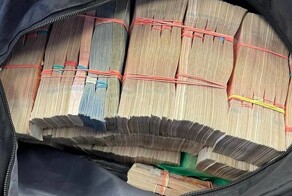 В Москве прохожий задержал мужчину, укравшего из автомобиля 46 млн рублей