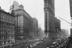 Пустое здание в центре Манхэттена, приносящее колоссальную прибыль