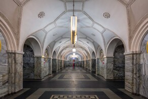 Кольцевой линии метро Москвы - 70 лет