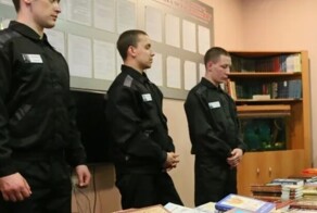 Поклонники инфоцыгана Аяза Шабутдинова жертвуют ему в СИЗО книги по личностному росту