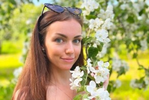 «У всех были команды, а у меня - муж»: 27-летняя россиянка выиграла в конкурсе «Миссис мира»