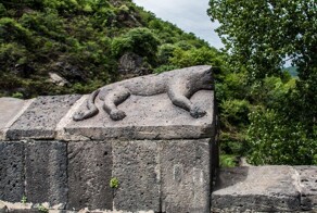 Армянский «мост с кошками». Ему больше 800 лет, и он очень хорош!