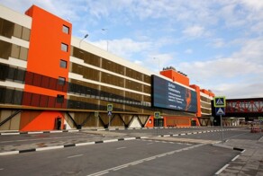 Парковка в аэропорту Шереметьево подорожала до 400 рублей в час