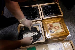 На пункте пропуска с Псковской области изъяли иконы, нашпигованные гексогеном