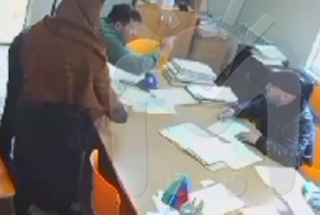 В Дагестане разгневанный учитель музыки избил директора школы из-за того, что тот «подсидел» его отца