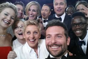 Этому звёздному селфи с «Оскара» исполнилось 10 лет. Почему оно оказалось проклятым для его участников?