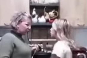 Женщина быстро исцелила подростка от "одержимости"