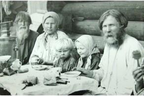 Ей было 27 лет, но выглядела узница как 10-летнее дитя