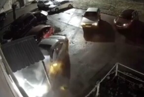 Газу до отказу. Перепутала педали и припарковалась в дом