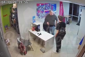 Нетерпеливый юнец разгневал воронежца в пункте выдачи заказов