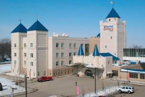 Детские больницы с красивым интерьером (18 фото)