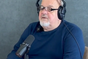 Легенда VHS эпохи озвучивает фильм