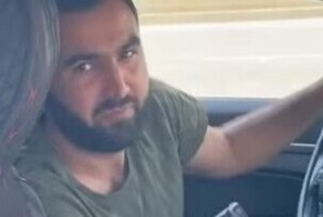 "У нас так не ходят!" В Челябинске мигрант чуть не сбил автомобилем велосипедистку UFC из-за её одежды