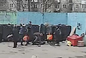 Бездомные и пенсионеры подрались за просрочку