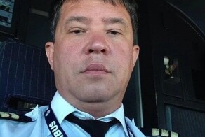 «Хватаюсь за всё подряд»: пилот, посадивший самолёт «Уральских авиалиний» в поле, устроился таксистом