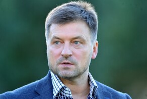 «Это было недопустимо и недостойно»: экс-помощник главного тренера сборной России по футболу извинился за мат в прямом эфире