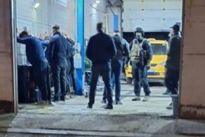 В Шереметьево поймали таксистов-нелегалов во время масштабной облавы