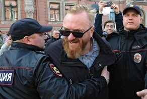 «Нужно его блокировать»: в Госдуме призвали наказать треш-блогера, снимавшего скандальные видео с детьми