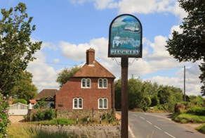 Царство привидений – скромная деревушка Плакли и её необычные жители