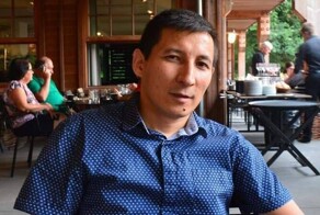 Жена казахстанского дипломата заявила, что он избивал её и насиловал на протяжении 10 лет