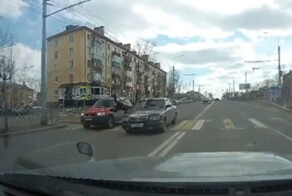 Жёсткий наезд на юного пешехода