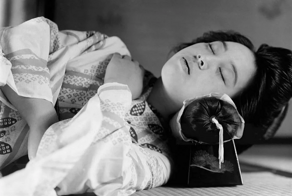 Чурбачок под голову – правда ли китайцам и японцам так было удобнее