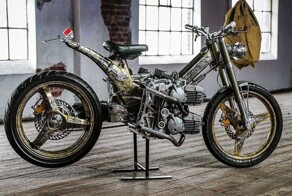 Как можно, но не нужно делать - раритетный Puch Maxi S 1976 года превратили в 5-цилиндровый мопед