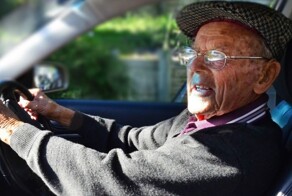 Старикам хотят запретить водить автомобиль