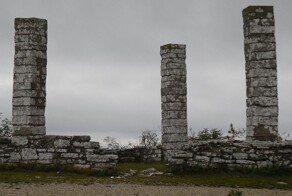 Галгбергет Галлоус и мрачная история древних колонн