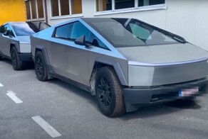 Литовские таможенники задержали два электромобиля Tesla Cybertruck, которые, предположительно, везли в Россию