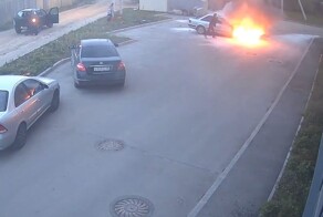 Сорвало топливный шланг?