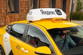"Флаг России не входит в список разрешённых предметов": "Яндекс" запретил демонстрацию в такси патриотических символов, приравняв их к рекламе