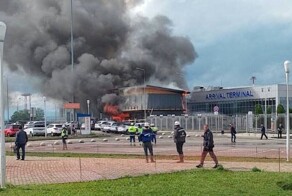 На территории аэропорта в Минеральных Водах вспыхнул пожар