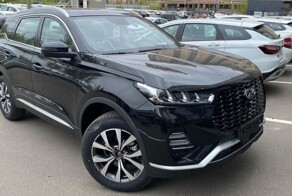 Кроссоверы Xcite X-cross 7 начали поступать в автосалоны