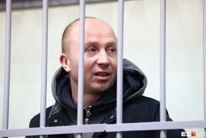 "У меня ничего нет, я сельский житель": в гараже арестованного силовика в Екатеринбурге нашли несколько элитных машин