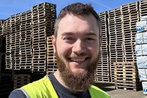 "Буду стримить, пока хватит сил": стример продержался на реальной работе всего две недели, после чего уволился