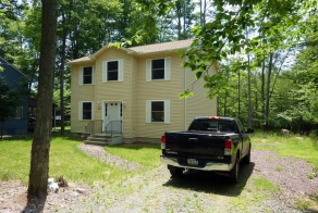 Дом, выставленный на продажу в США (25 фото)