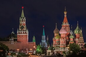Как строили и перестраивали Московский Кремль