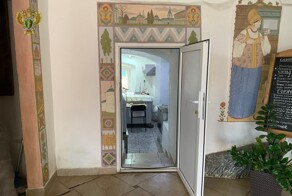 В Подмосковье бездомный прихожанин напал на работницу трапезной с ножом