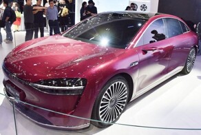 Huawei представил конкурента Audi A8 с ценой от 5,6 миллионов рублей