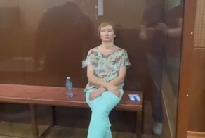 В Москве две медсестры изрисовали памятник по заданию мошенников
